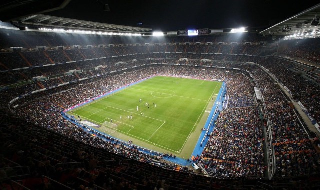 okooo|意大利名宿盛赞，AC米兰若签下弗拉霍维奇，将开启新时代