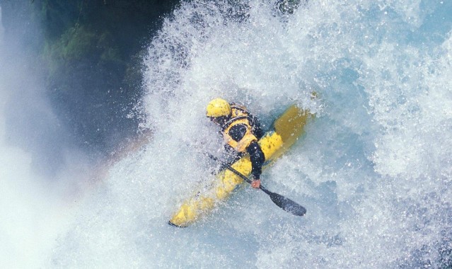 奥客竞彩官网-埃斯特旺双喜临门！半场与梅西换球衣，全场再获苏亚雷斯战袍